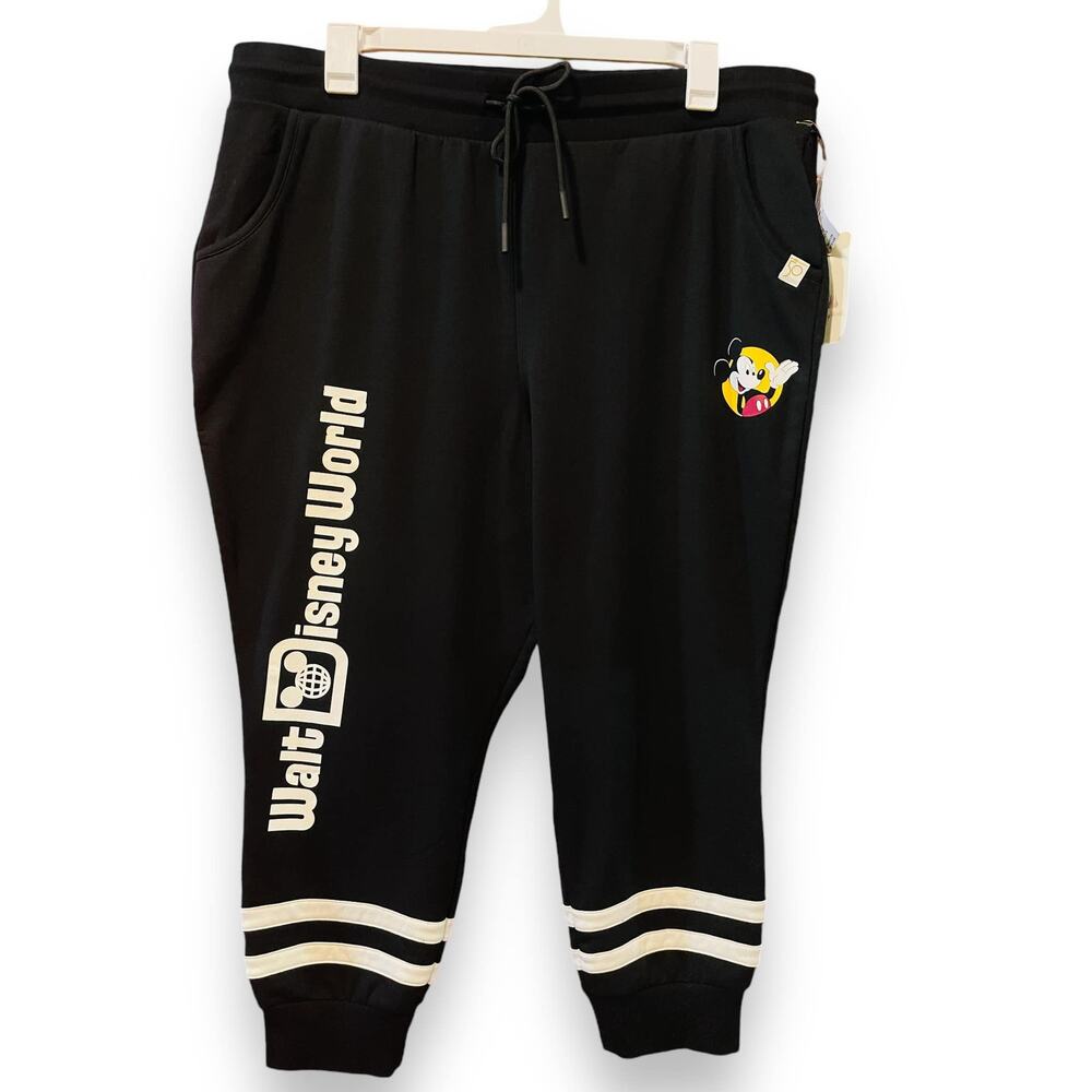 Torrid 5 (5X 28) Walt Disney World Mickey Mouse Fleece Lined‎ Joggers Crop Pants